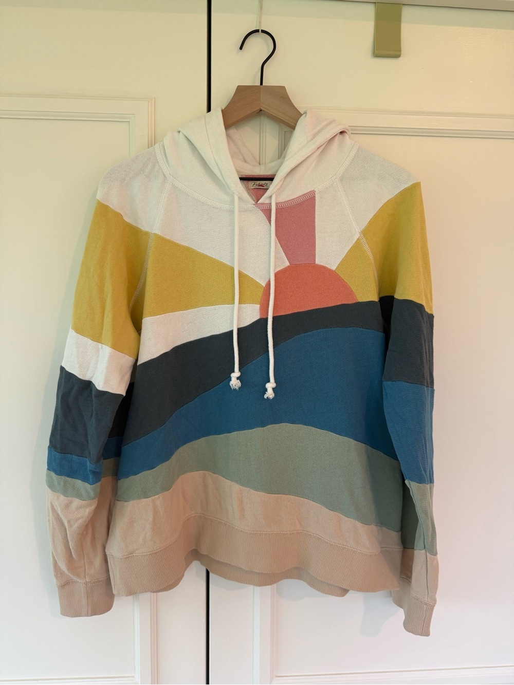 Faherty Soleil hoodie in size L - Picture 3 of 9